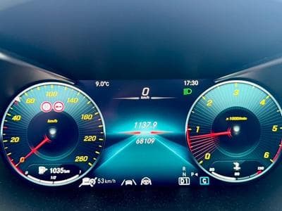 Mercedes 220 Avantgarde (2021) - Photo 1