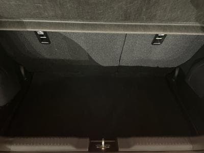 Suzuki Swift 1.2 GLX (2024) - Photo 12