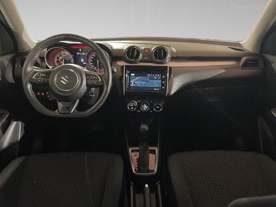 Suzuki Swift 1.2 GLX (2024) - Photo 5