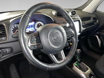 Jeep Renegade 1.3 LIMITED (2022) - Photo 8