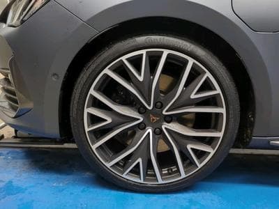 Cupra Leon 1.4 e-Hybrid 245 CH DSG CAMERA/ACC/MirrorLink (2022) - Photo 4