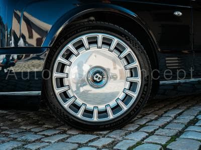 Bentley Brooklands 6.75 V8 Coupé 1 of 426 (2009) - Photo 9