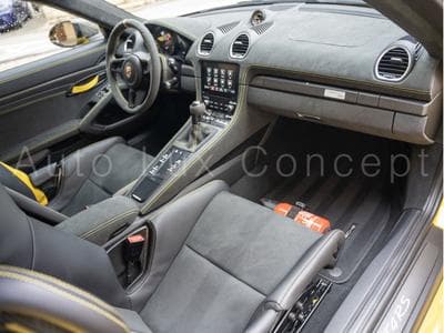 Porsche Cayman 718 GT4 RS Pack Weissach (2023) - Photo 6