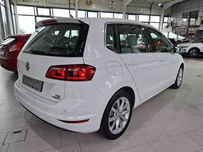 VW Golf 1.4TSI DSG Highline BlueMotion,1Hand,NAVI,CAMERA,PDC,LEDER,L (2015) - Foto 3