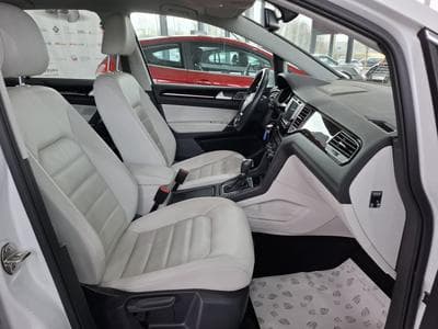 VW Golf 1.4TSI DSG Highline BlueMotion,1Hand,NAVI,CAMERA,PDC,LEDER,L (2015) - Foto 6