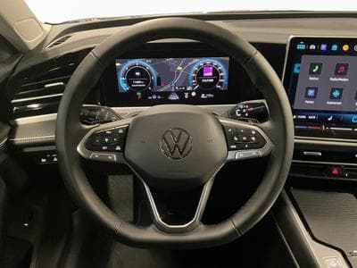 VW Passat Elegance+DSG+P.Acoust.+AHK (2025) - Foto 10