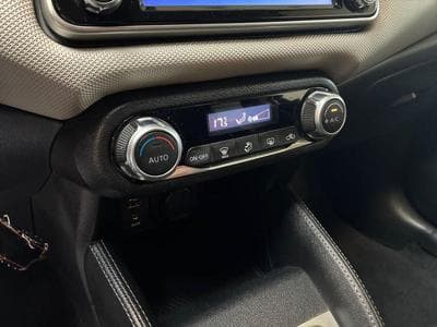 NISSAN Micra 0.9 IG-T 90ch N-Connecta (2018) - Photo 12
