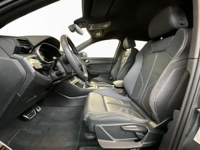 Audi Q3 S-Line+40TDI+Quattro+S-Tronic (2022) - Photo 9