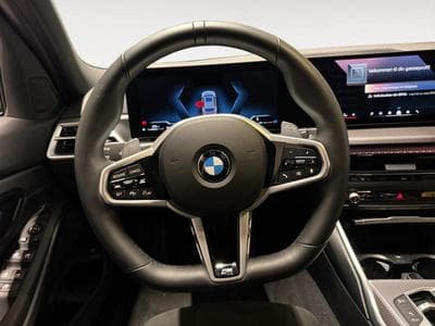 BMW 330 xDrive Touring (2025) - Photo 10