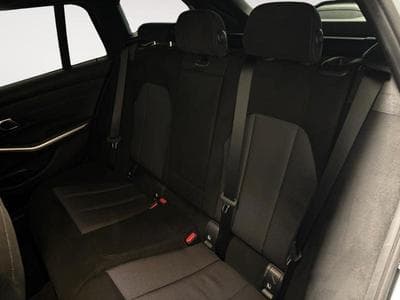BMW 330 xDrive Touring (2025) - Photo 12