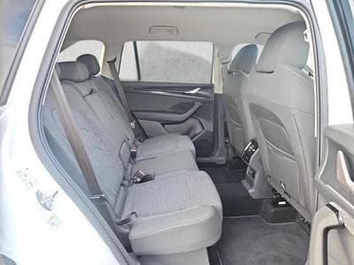 Skoda Kodiaq 1.5 TSI mHEV 110 kW Selection (2025) - Photo 13