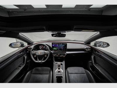 Cupra Leon ST 2,0 TSI (2025) - Photo 5