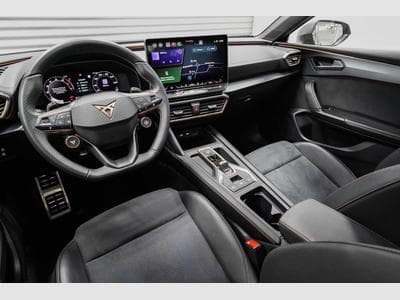 Cupra Leon ST 2,0 TSI (2025) - Photo 6