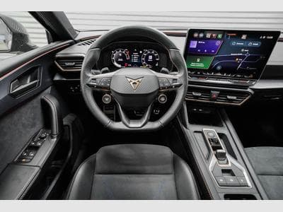 Cupra Leon ST 2,0 TSI (2025) - Photo 7