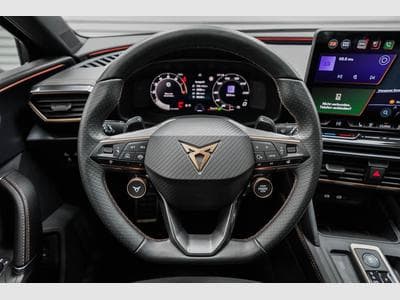 Cupra Leon ST 2,0 TSI (2025) - Photo 8