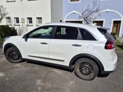 Kia Niro Fusion 1.6 GDi PHEV 6DCT (2018) - Foto 1