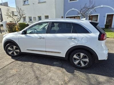 Kia Niro Fusion 1.6 GDi PHEV 6DCT (2018) - Foto 1