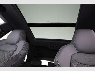 Audi Q8 50 TDI quattro (2025) - Photo 12