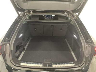 Audi A6 Avant S-Line 2.0 (2025) - Photo 9