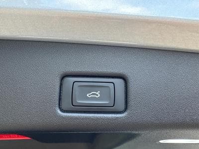 Audi Q5 Basis (2025) - Photo 11