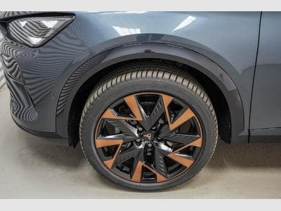 Cupra Formentor 1,5 eTSI DSG (2025) - Photo 4