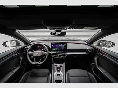 Cupra Formentor 1,5 eTSI DSG (2025) - Photo 5