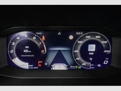 Cupra Formentor 1,5 eTSI DSG (2025) - Photo 9