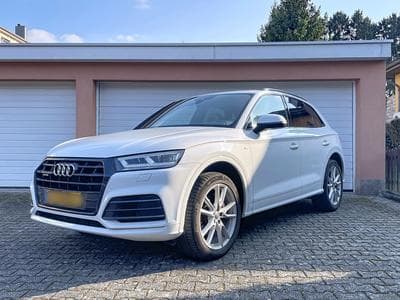 Audi Q5 S-line (2018) - Photo 1
