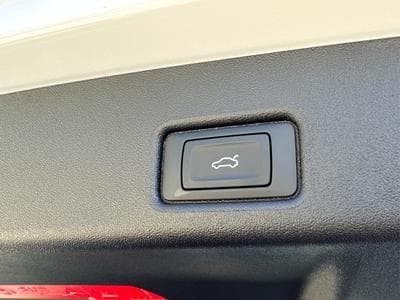 Audi Q5 Basis (2025) - Photo 8