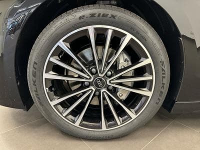 Audi A6 Sportback e-tron performance 270kW / 367ch (2025) - Photo 10