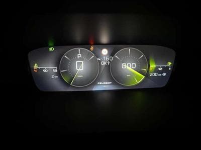 Peugeot 308 308 BlueHDi 130 EAT8 GT (2025) - Photo 10