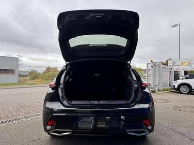 Peugeot 308 308 BlueHDi 130 EAT8 GT (2025) - Photo 3