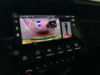 Peugeot 308 308 BlueHDi 130 EAT8 GT (2025) - Photo 9