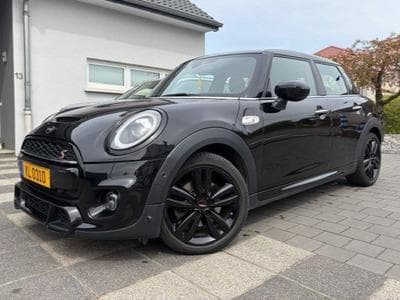 Mini Cooper S (2020) - Photo 1