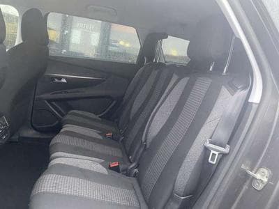 Peugeot 5008 7 places (2019) - Photo 14