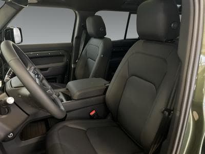 Land-Rover Defender 110 D250 X-Dynamic SE +AHK+WinterPaket (2026) - Foto 7