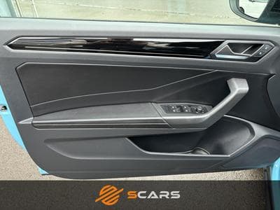 VW T-Roc Cabrio R-Line 1.5 TSI 150cv DSG (2024) - Foto 9