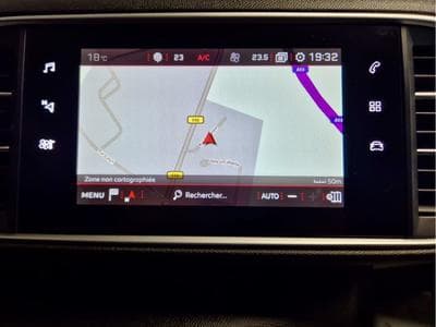 Peugeot 308 1.5 BLUEHDI 130 SW GT LINE AUTO PANO CUIR NAVI (2020) - Photo 10