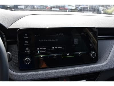 Skoda Kamiq 1.0 TSI 116 DSG Selection REGUL SMARTLINK CAM KEYLESS NEUF (2025) - Photo 10