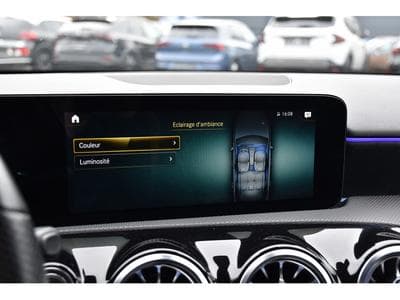 Mercedes A 200 AMG Line 7G DISTRONIC KEYLESS CAM NIGHT MIDLINE 1° MAIN (2023) - Photo 14