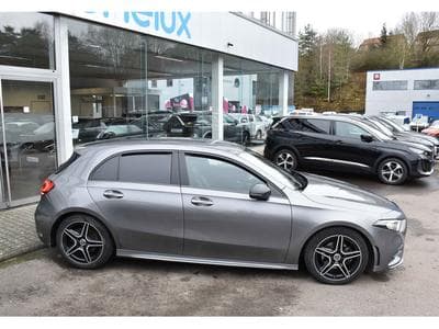 Mercedes A 200 AMG Line 7G DISTRONIC KEYLESS CAM NIGHT MIDLINE 1° MAIN (2023) - Photo 3