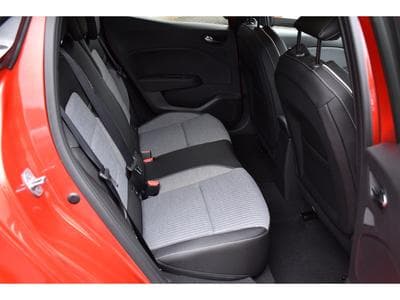 Renault Clio 1.0 TCE Techno CUIR SG CHAUFF GPS LANE CAM JA17 NEUVE (2025) - Photo 6