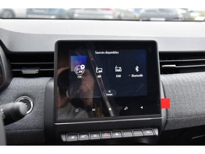 Renault Clio 1.0 TCE Techno CUIR SG CHAUFF GPS LANE CAM JA17 NEUVE (2025) - Photo 9