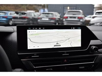 Citroën C4 1.2 PureTech 130 Max CUIR CAM360 HUD SIDE LANE GPS 1° MAIN (2024) - Photo 10