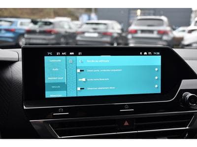 Citroën C4 1.2 PureTech 130 Max CUIR CAM360 HUD SIDE LANE GPS 1° MAIN (2024) - Photo 14