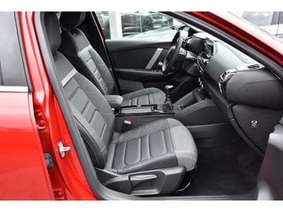 Citroën C4 1.2 PureTech 130 Max CUIR CAM360 HUD SIDE LANE GPS 1° MAIN (2024) - Photo 7