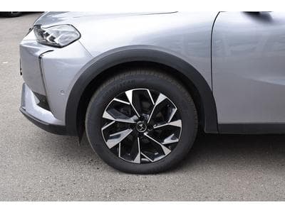 DS Automobiles DS3 1.2 PureTech EAT8 Rivoli CUIR GPS CAM LANE SIDE FOCAL 1°MAIN (2023) - Photo 5