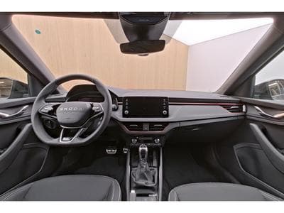 Skoda Kamiq Monte Carlo 1.0 TSI DSG 85 kW-116CV - Jantes 18" - (2026) - Photo 5