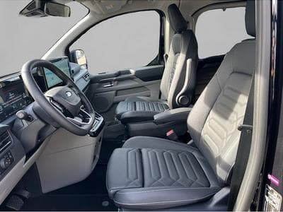 Ford Tourneo (2025) - Foto 7