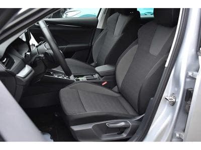 Skoda Octavia (2023) - Foto 6